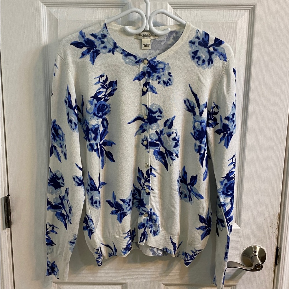 Melrose Chic Blue White Porcelain Cardigan Sweater Size Large Floral